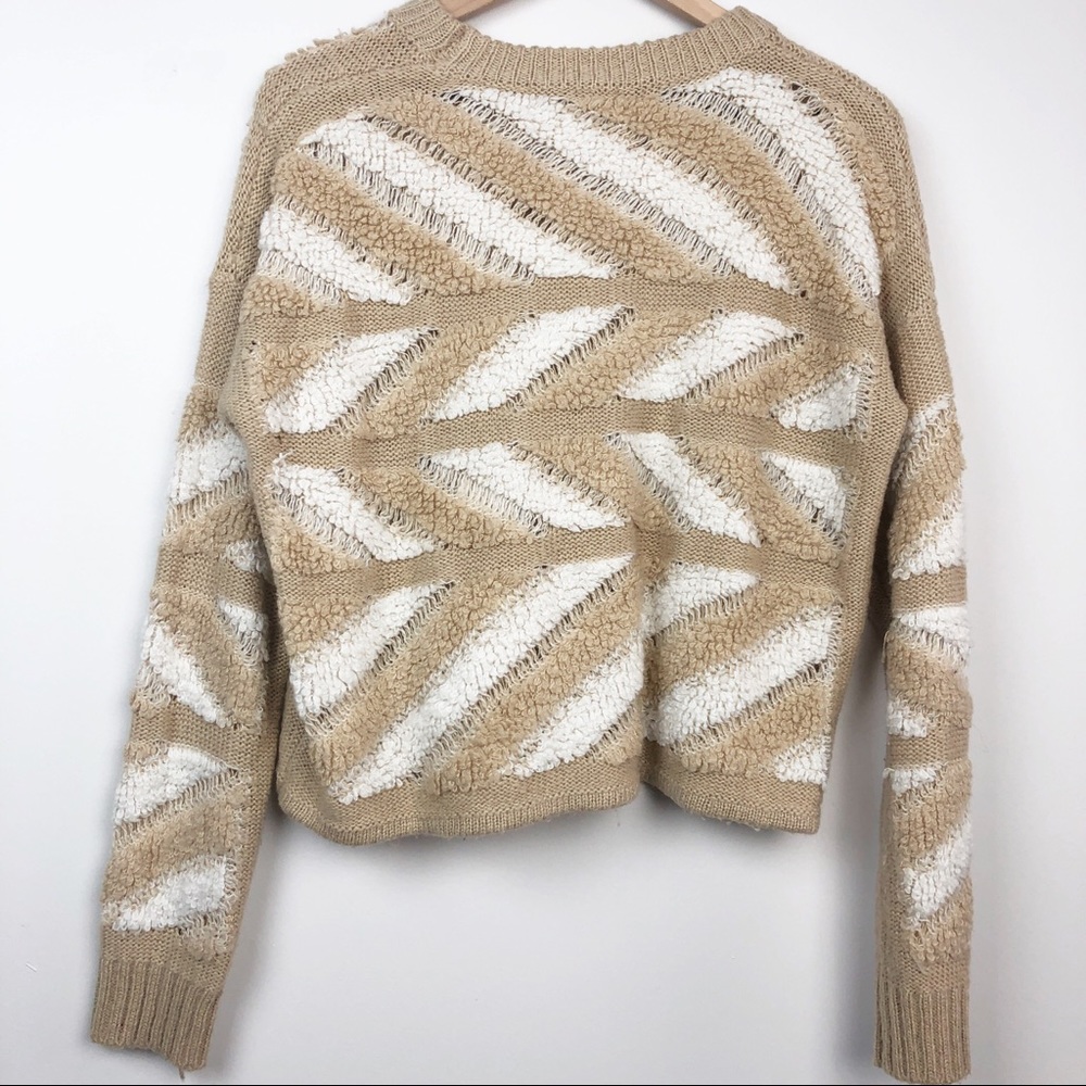 John Jenn Textured Geometric Crop Crewneck Sweater - Picture 7 of 8